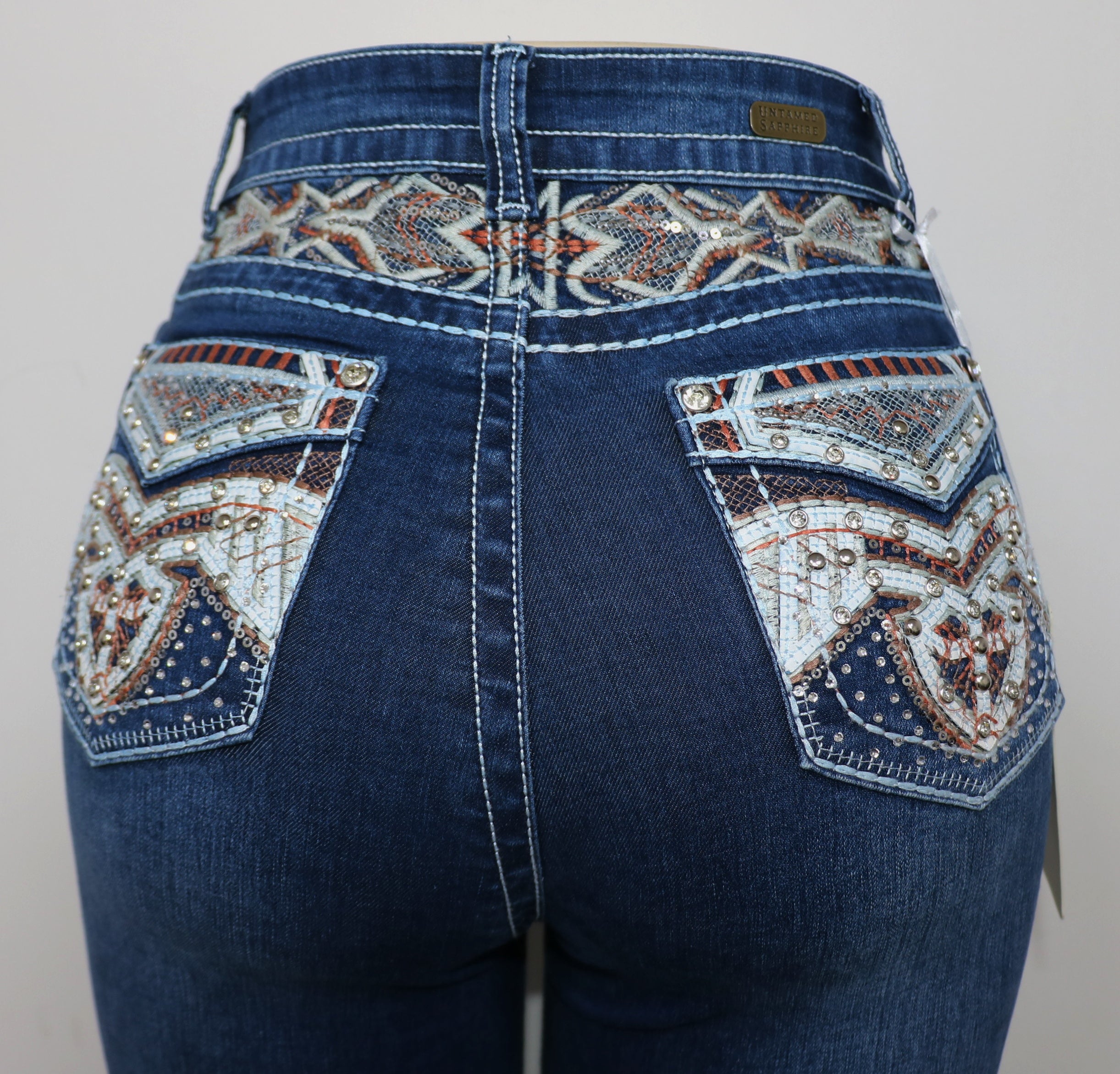 USC-F029 Sexy Red Courage Levanta Cola Jeans