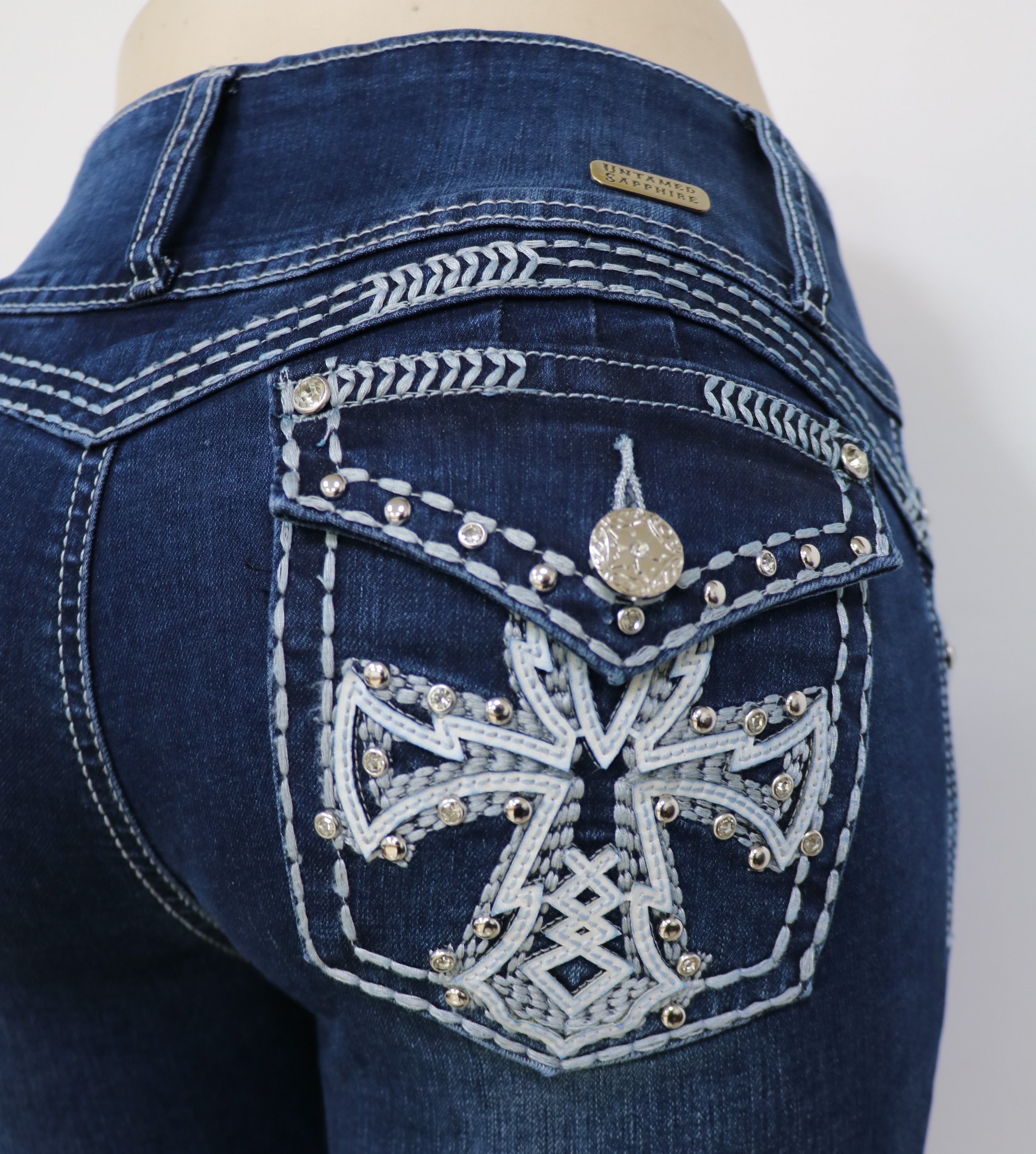 USC-F030 Sexy White Tess Levanta Cola Jeans