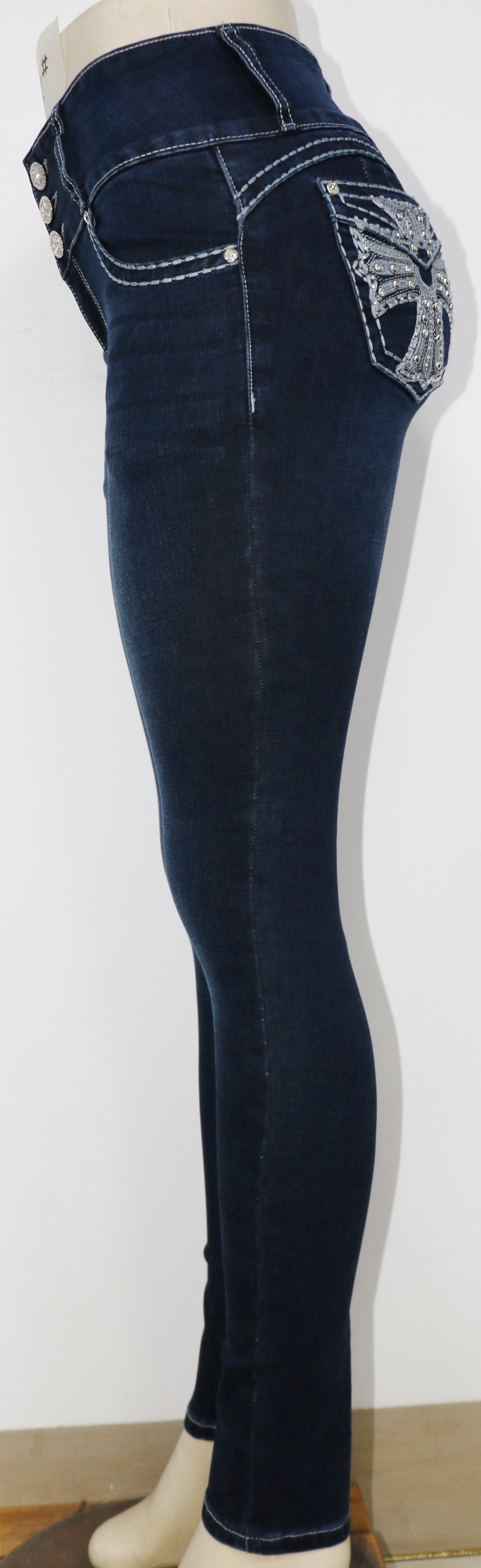USC-F032 Sexy White Krissy Levanta Cola Jeans