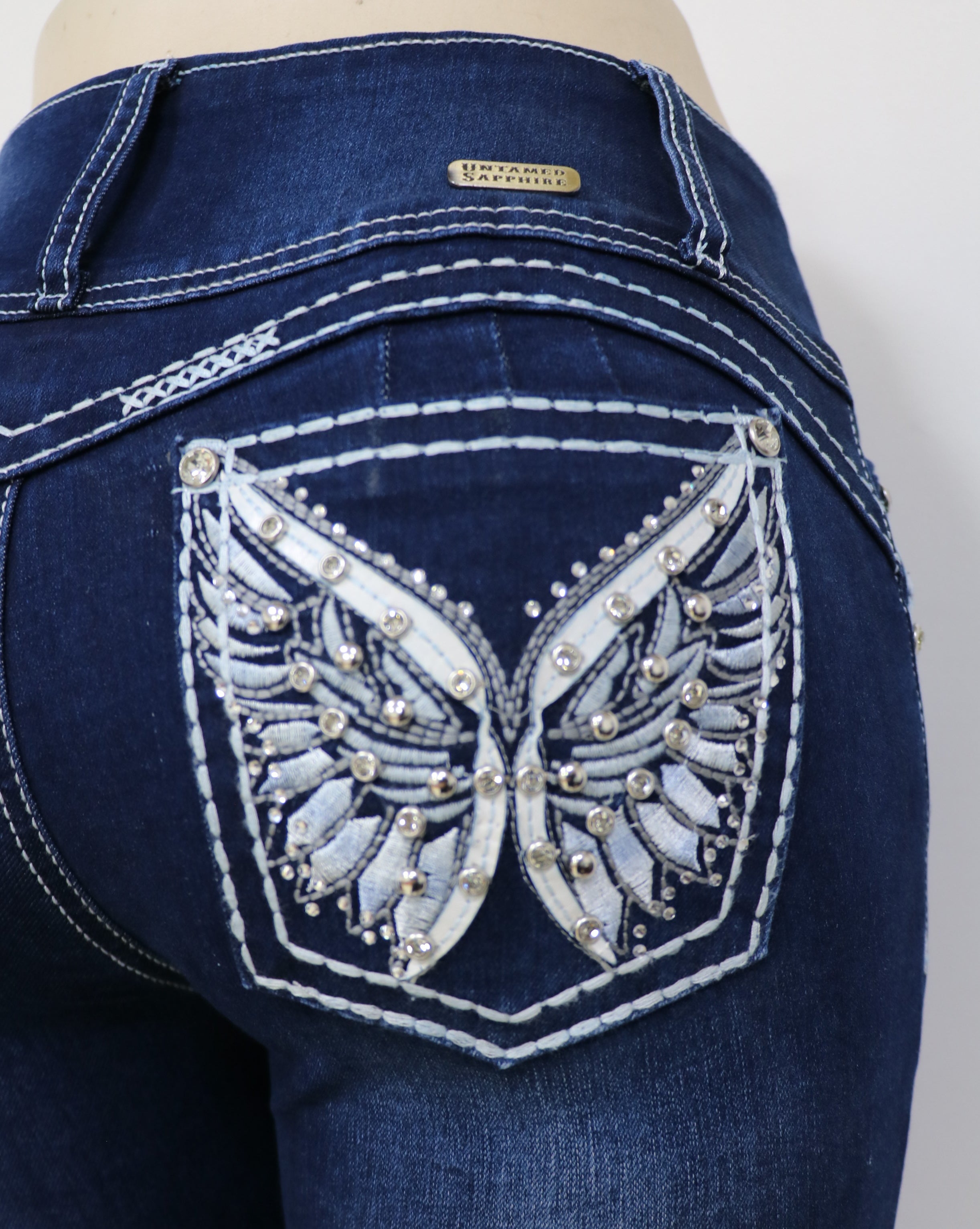 USC-F038 Sexy White Tweety Levanta Cola Jeans