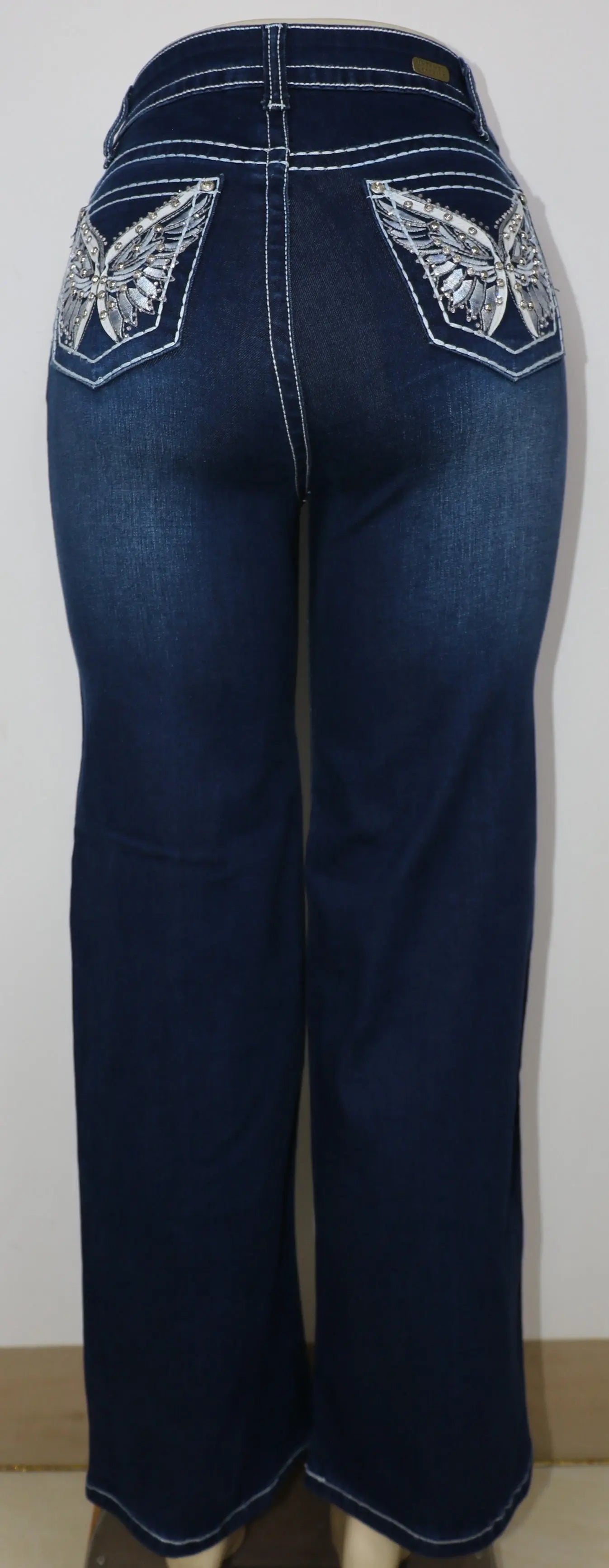 USC-F056 Sexy White Bella Levanta Cola Jeans Untamed Sapphire Clothing LLC