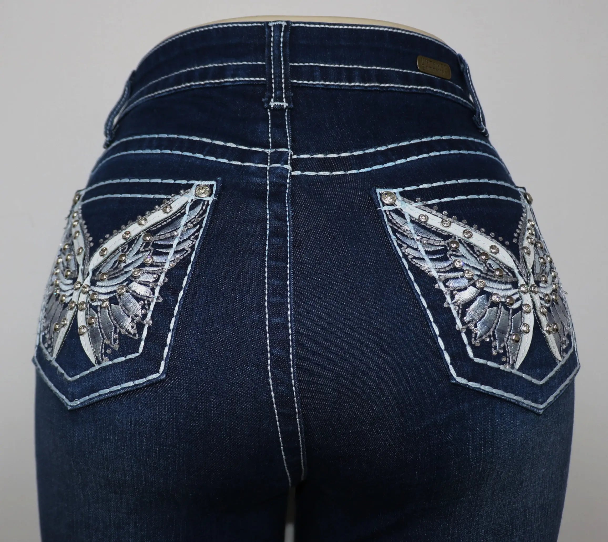 USC-F056 Sexy White Bella Levanta Cola Jeans Untamed Sapphire Clothing LLC
