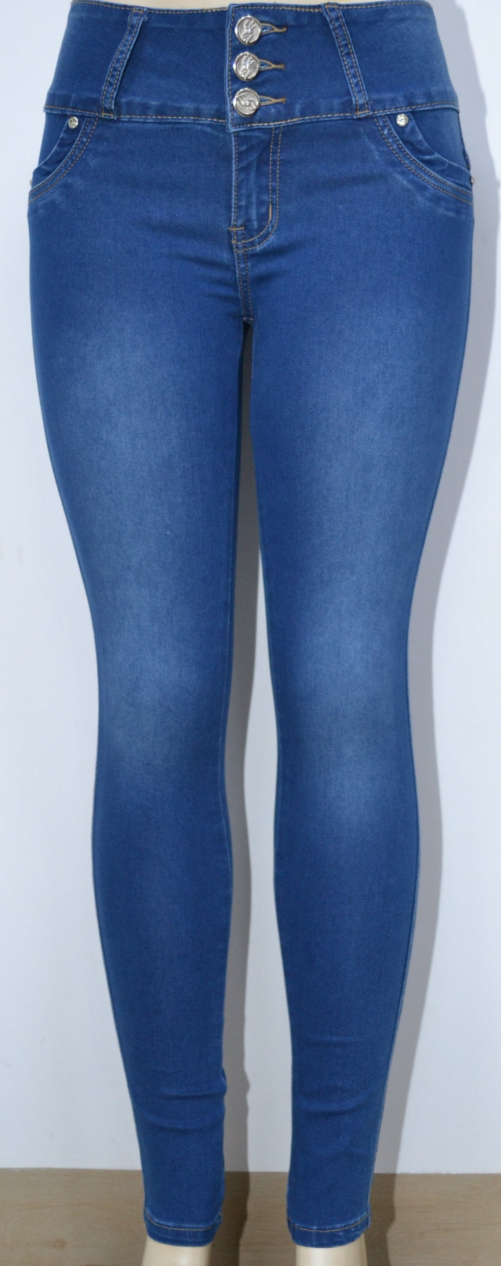 Style USC F010